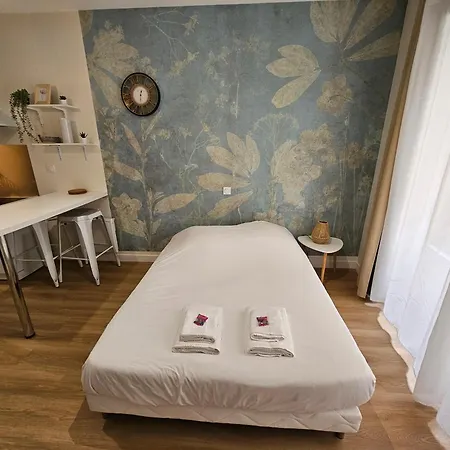 Castle White - 2 Personnes - 15 Min Sanctuaire Appartement